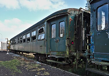 Voiture K3 en attente de restauration au Kolenspoor.