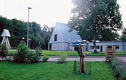 Apelgårdens kyrka 2003.