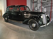 Audi 920, בתצורת 4 דלתות סלון
