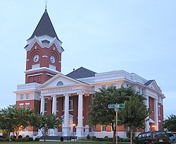 Bulloch County Courthouse in downtown Statesboro