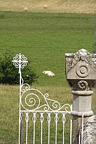 La grille du cimetière