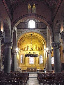 Le quattro colonne della basilica di Saint-Martin d'Ainay