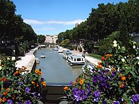 Narbonne Canal de la Robine from Boulevard Gambetta.jpg