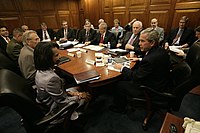 Réunion du Conseil de sécurité nationale dans la Situation Room le 5 juillet 2006