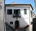 Sede temporanea del Municipio di Pietracamela presso le sale del Museo dell'Alpinismo, qui trasferita dall'anno 2009 quando il terremoto dell'Aquila ha reso inagibile l'edificio comunale.