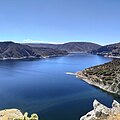 Vista de la Presa de Zimapán desde el nivel de la carretera