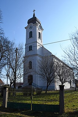 Romersk-katolska kyrkan i Adacs.