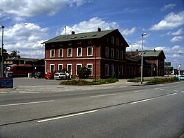 Empfangsgebäude, frühere Bischofswerdaer Seite