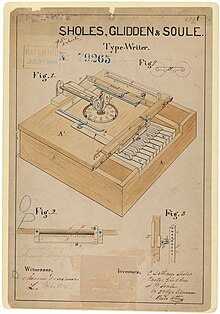 A 45-degree view of a wooden device with piano-like keyboard and, centered on its top, a metal disk over which a mechanical arm with two spindles is suspended