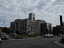 Franklin County Courthouse, Winchester, Tennessee 6-8-2010.jpg