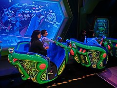 Buzz Lightyear Astro Blasters à Hong Kong Disneyland.