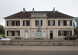 The town hall in Le Pasquier