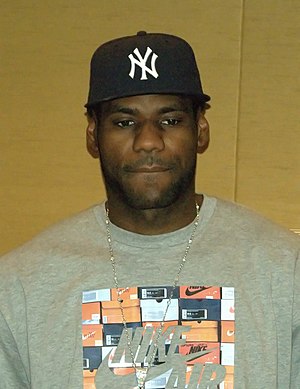 English: LeBron James in New York City to disc...