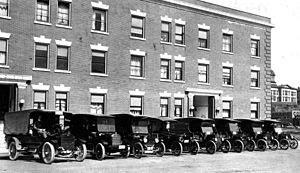 Merchants Parcel Delivery delivery vehicles, 1916 MPD1916UPS.jpg