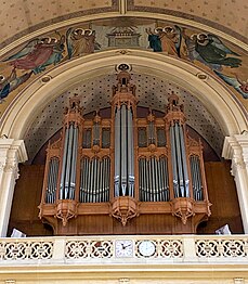 The main organ on the tribune