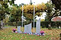 Monument à proximité de l'église.