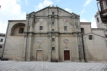 La cathédrale Saint-Pierre-Apôtre de Tempio Pausania.