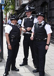 Policeman and policewomen in London, UK Very friendly MPS officers in London.jpg