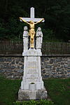 Wayside cross in Jasenice, Třebíč District.JPG