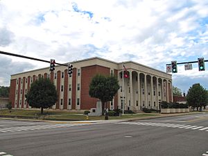 Здание суда округа Андерсон в Клинтоне