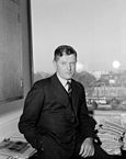 Frank Macfarlane Burnet at the Walter and Eliza Hall Institute, 1945