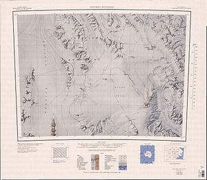 Karte des Evans-Firnfeldes von 1967, umgeben von Freyberg Mountains, Victory Mountains, The Pleiades, Mesa Range und den Monument-Nunatakkern