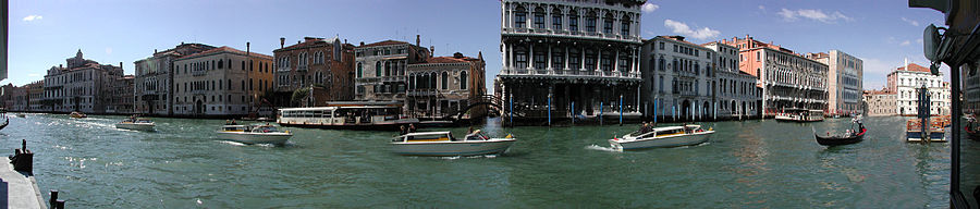 La granda kanalo en Venecio