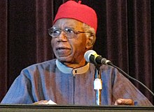 Description de l'image Chinua Achebe - Buffalo 25Sep2008 crop.jpg.