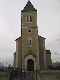 L'église Saint-Jean-Baptiste.