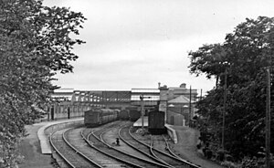 Entering Sligo station, 1948 (geograph 5308005).jpg