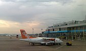 Fly540 ATR 42 в Ентеббе