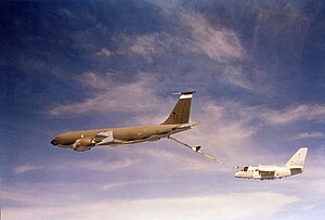 KC-135R_refueling_ES-3A