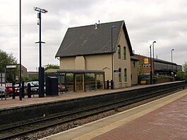 Kiveton Park railway station.jpg