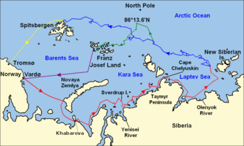 Карта морских и островных архипелагов к северу от Сибири. Пять цветных линий обозначают индивидуальные маршруты корабля и Нансена.