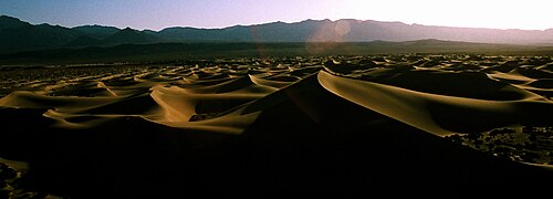 500px-Quietdunes.jpg