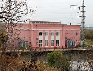 Здание Сенгилеевской ГЭС с верхнего бьефа