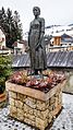 Statua Caterina Lanz San Vigilio di Marebbe.jpg2 340 × 4 160; 2,89 MB