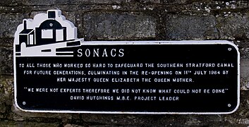 Stratford upon Avon canal SONACS restoration plaque 1964 (CC)