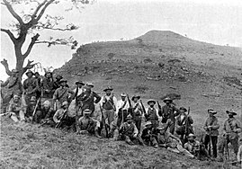 Бурські вояки біля Спайон Коп. 1900