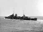 Британский легкий крейсер HMS Leander (75) в море в 1945 году. Jpg