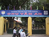 Cổng trường Chu Văn An