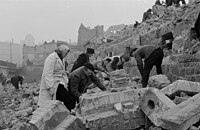 Práce v ruinách, Lipsko, 1948