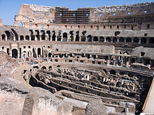 Photographie récente du Colisée de Rome, une source d'inspiration pour le théâtre anatomique de Charles Estienne.