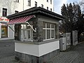 Kartenhäuschen Nicolaiplatz/Bahnhofstraße (Einzeldenkmal zu ID-Nr. 09223137)