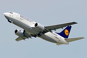 Boeing 737-300 společnosti Lufthansa, první z řady 737 Classic