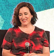 Maria Doyle Kennedy interprète Catherine d'Aragon