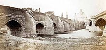 Old Trent Bridge (left) pictured next to the new in 1871 Old and new trent bridges 1871.jpg