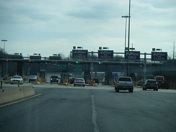 Tollgate at the Willow Grove interchange (exit...