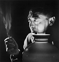 Peter Lorre 1946 Yousuf Karshin valokuvaamana.