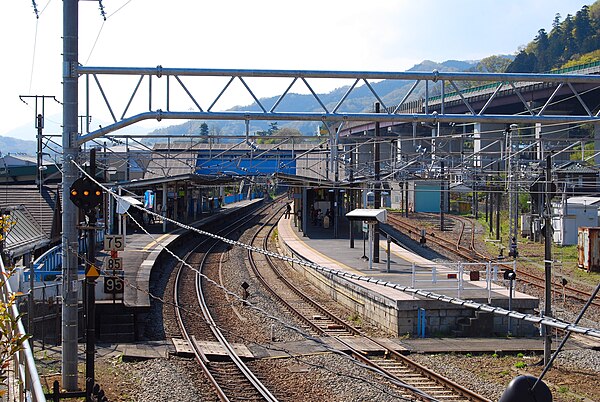 600px-Sagamiko_station.JPG